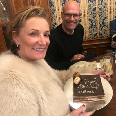 Grainne Mullan clicked a pictures with her birthday cake